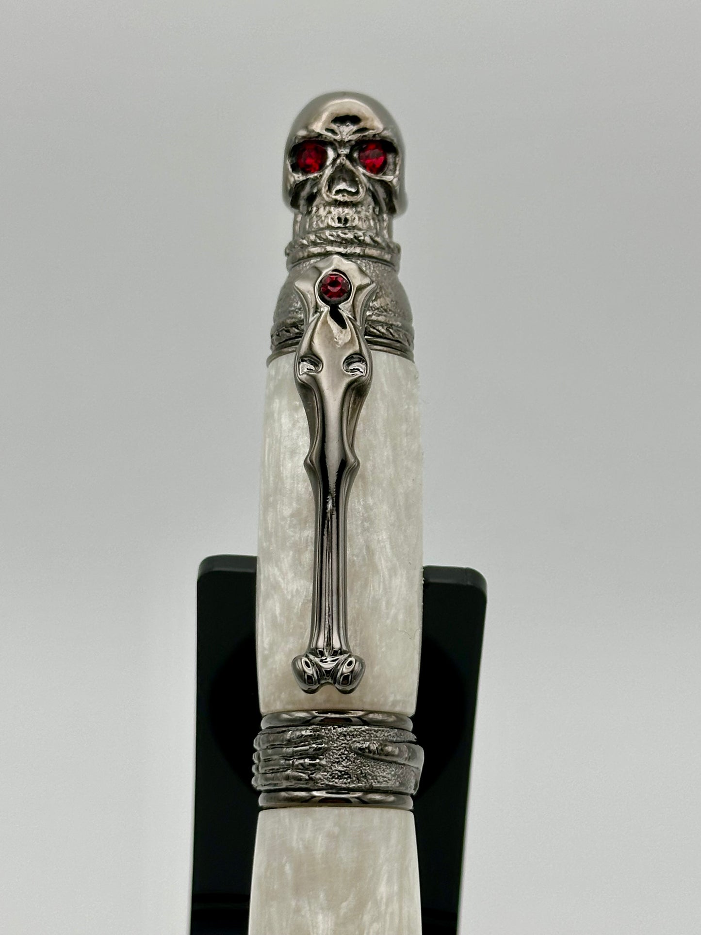 Skull and Bones Pen – Gun Metal