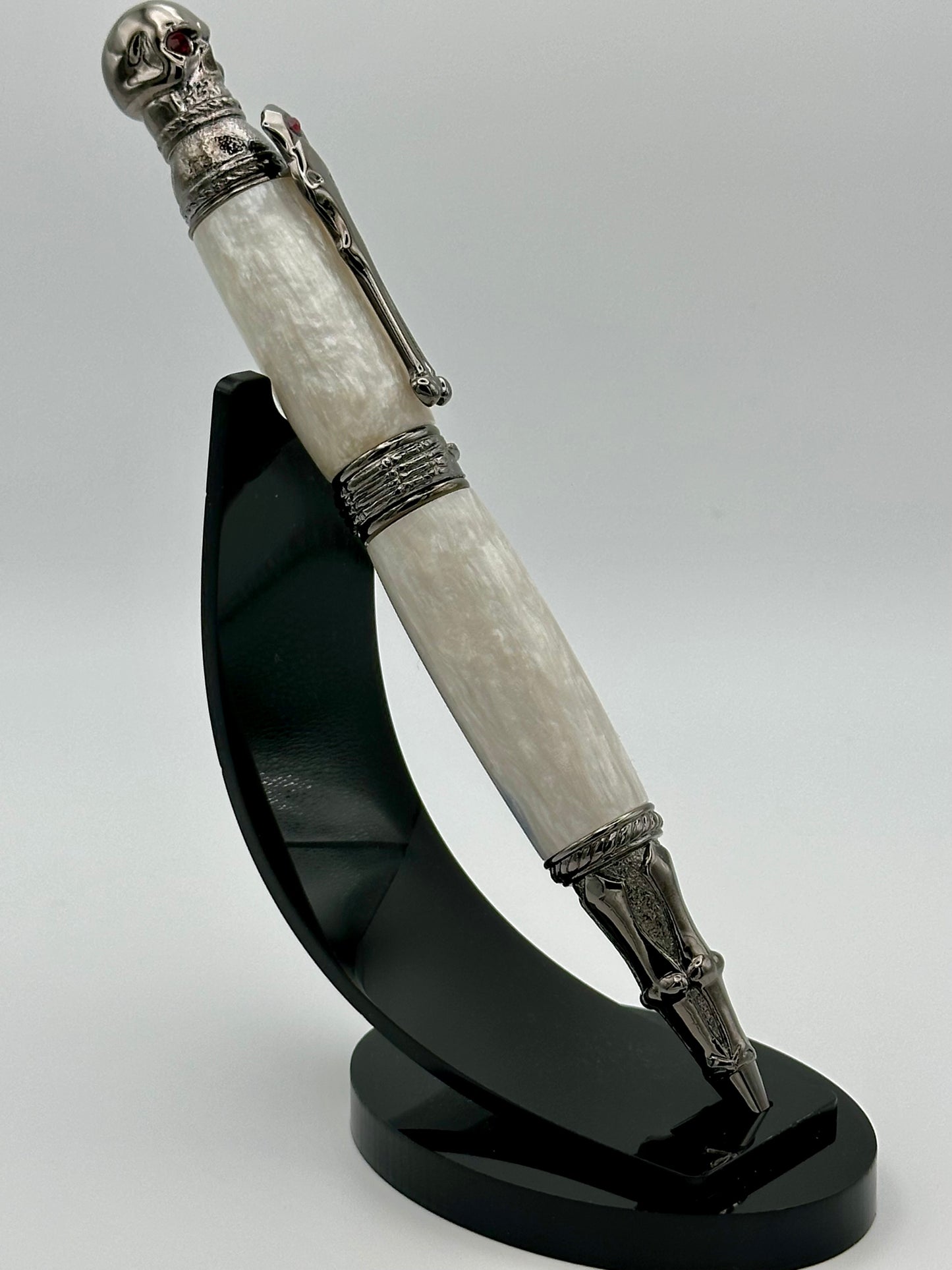 Skull and Bones Pen – Gun Metal