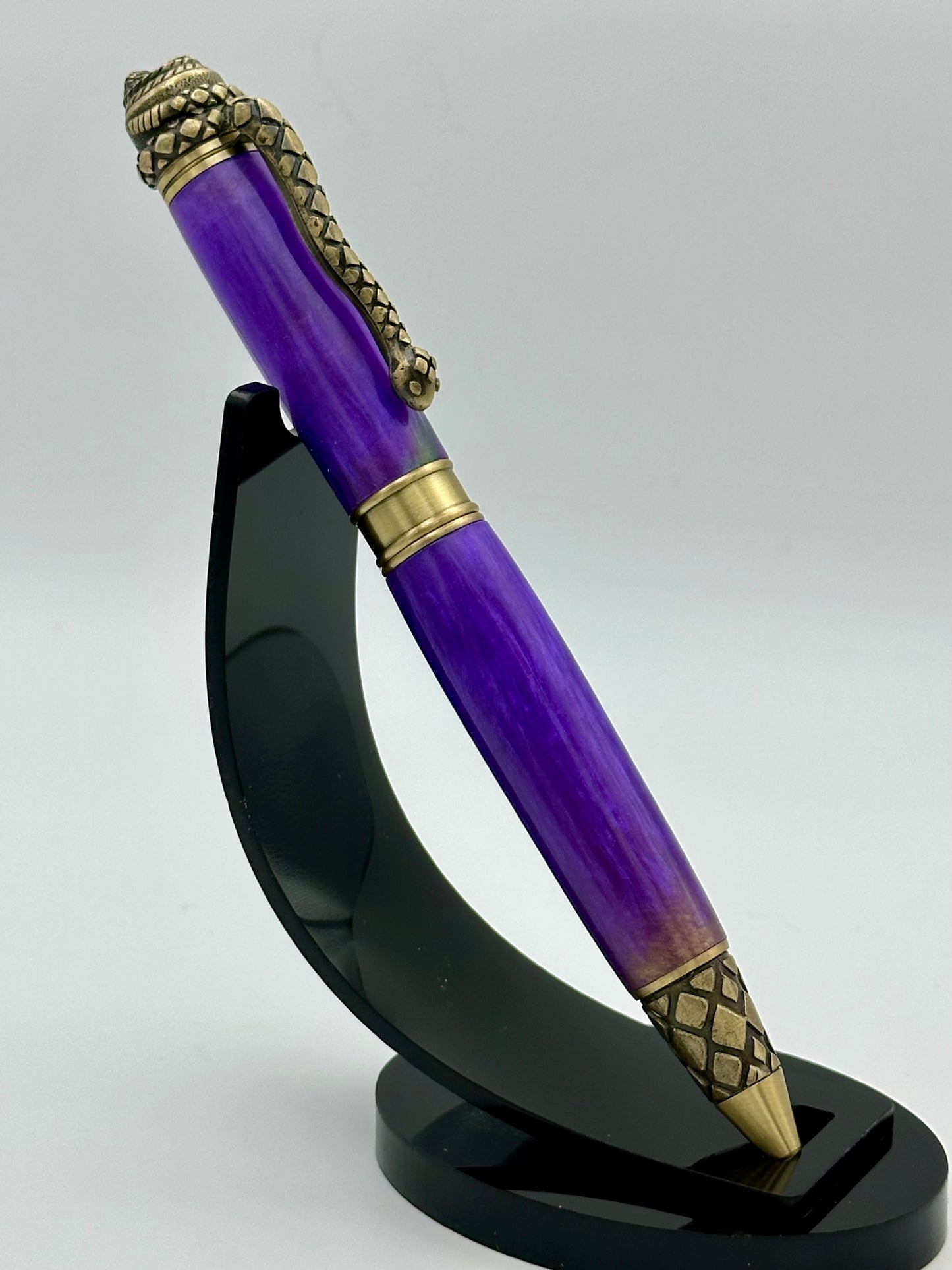 Serpent’s Coil Ballpoint Pen – Royal Amethyst